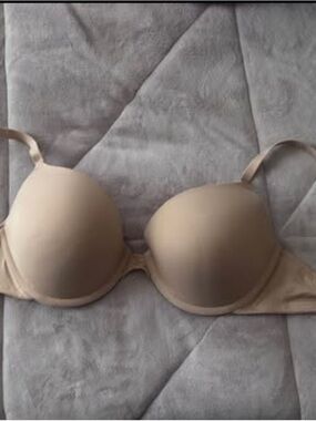 Victoria's Secret/Pink Push Up Beige T-Shirt Bra